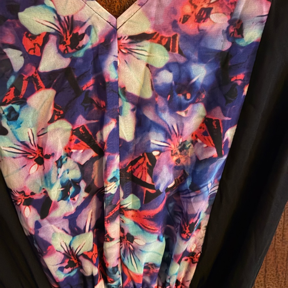 Express Multicolor Floral Dress - Picture 4 of 5